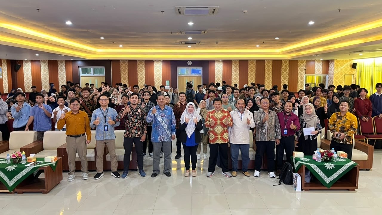 Tingkatkan Wawasan Teknologi, Prodi DKV UNIMUS Hadiri Acara Visiting Professor “AI for Sustainable Digital Innovation”  